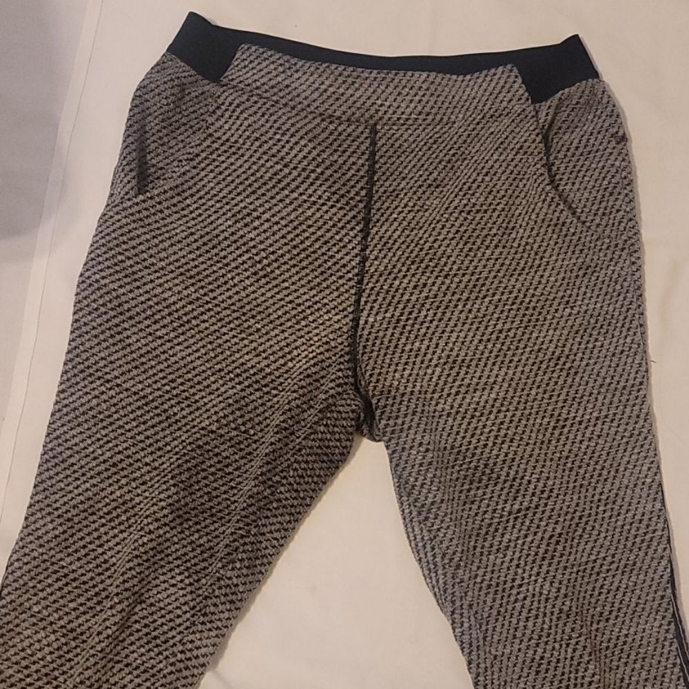 Free people sweatpants size small.